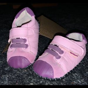🛑SOLD ON Ⓜ️🛑 NWOB Pediped Leather Soft Sole Shoes